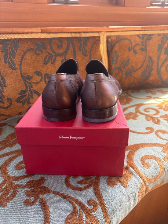 Salvatore Ferragamo Burgundy Purple Leather Slip-On Loafers display picture 1